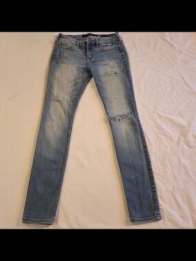 Hollister Light Blue Low Rise Ripped Super Skinny Jeans